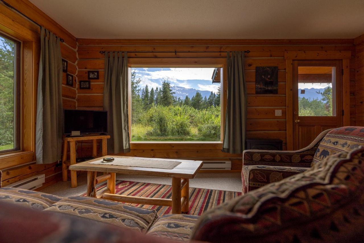 Mica Mountain Lodge & Log Cabins Tête Jaune Exteriér fotografie